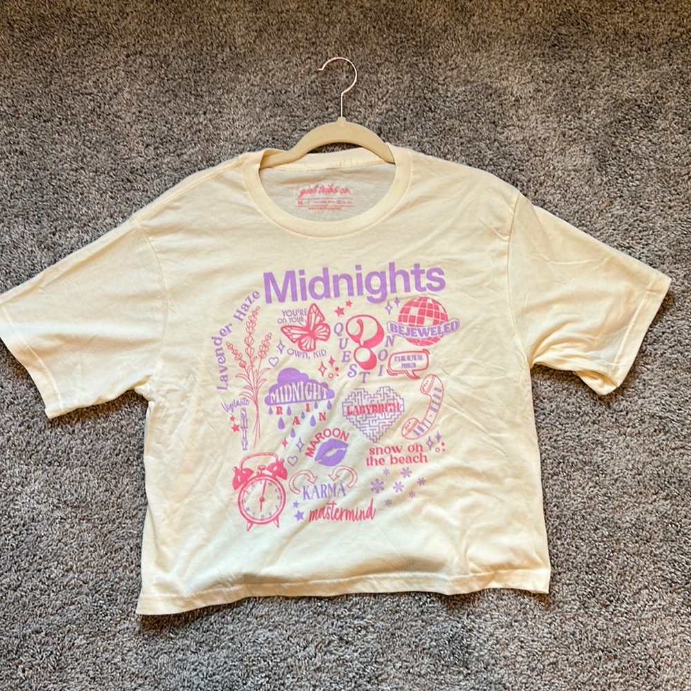 Swifte Album Tee🩷